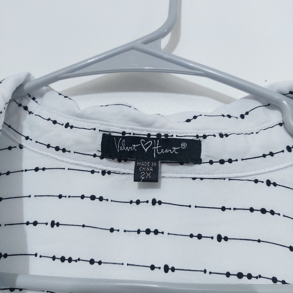 Velvet Heart 2X Striped Button Down Blouse White Casual Chic Top - Picture 4 of 8